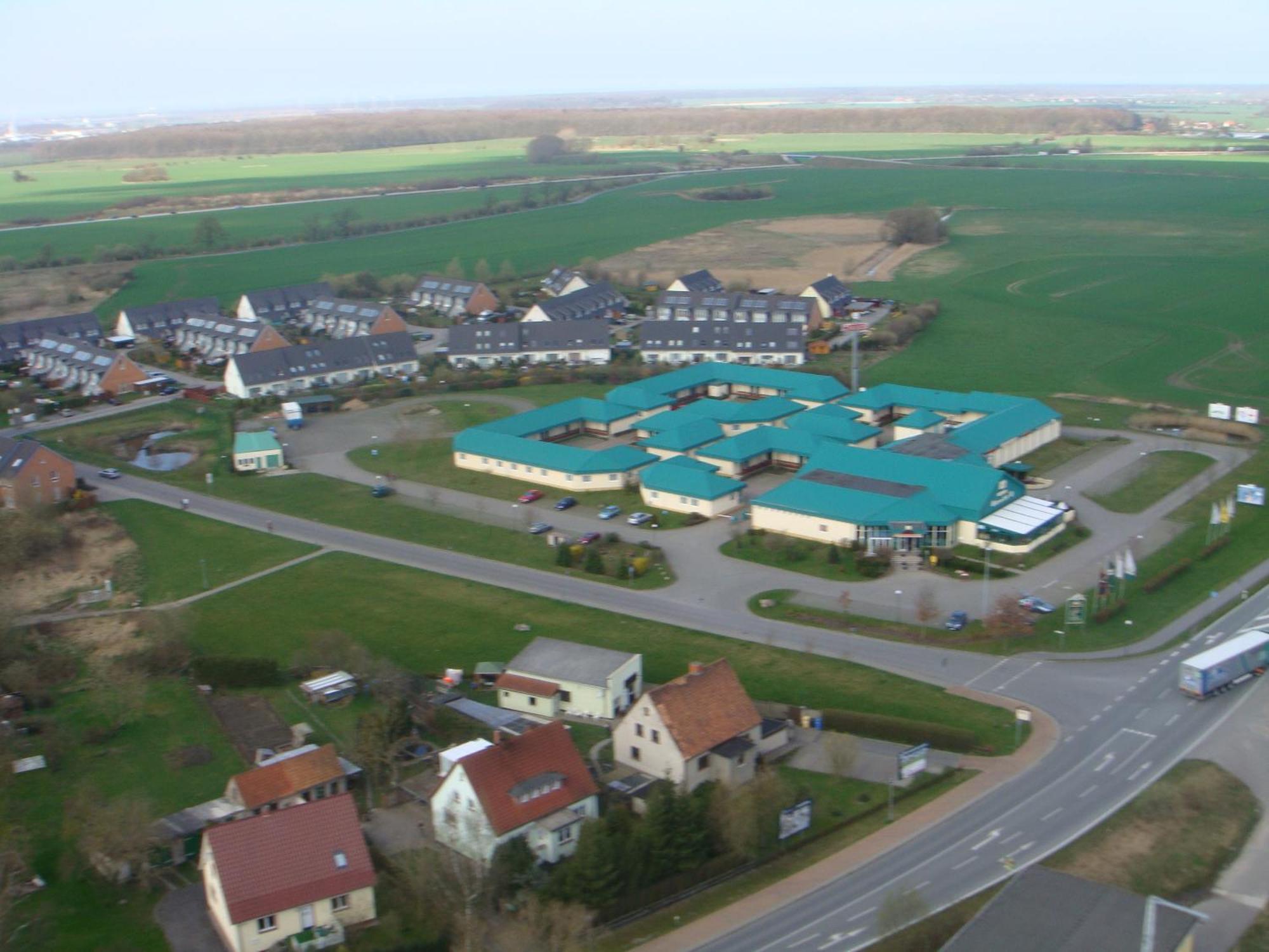 Hotel An Der Hasenheide Bentwisch Exteriör bild