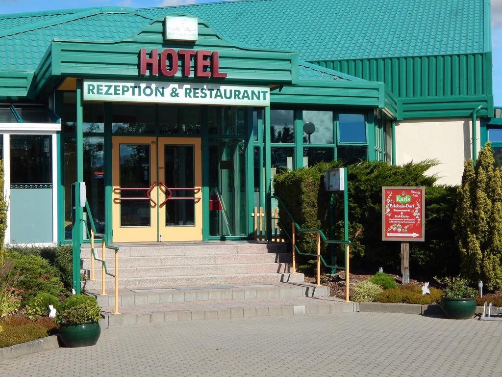 Hotel An Der Hasenheide Bentwisch Exteriör bild